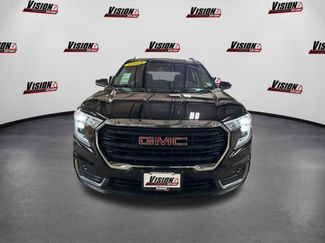 Used 2024 GMC Terrain SLE w/ Driver Convenience Package video 2