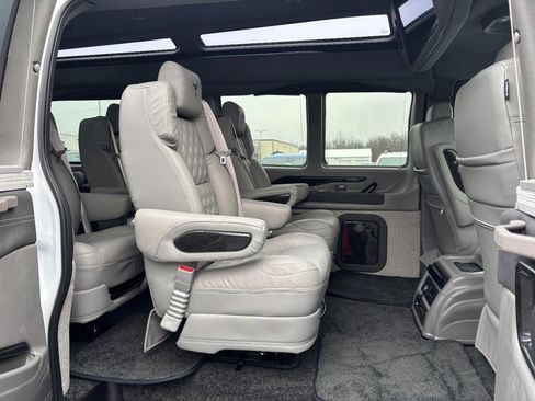 New 2025 GMC Savana 2500 Extended w/ Driver Convenience Package image 7