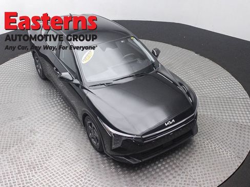 Used 2025 Kia K4 FWD image 3