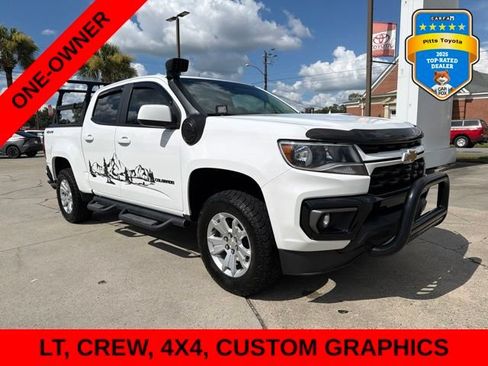 Used 2021 Chevrolet Colorado LT w/ LT Convenience Package AWD/4WD image 3