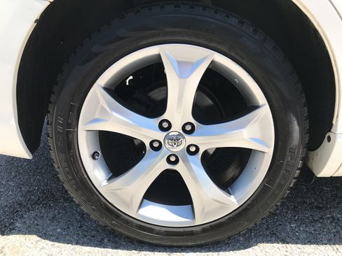 Used 2015 Toyota Venza XLE FWD image 10