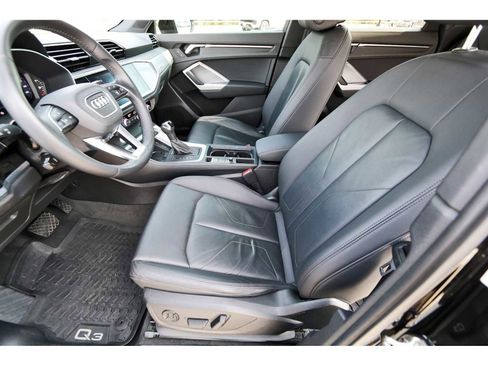Used 2020 Audi Q3 2.0T Premium Plus w/ Premium Plus Package image 11