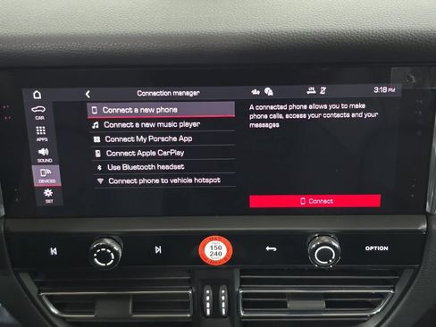Certified 2026 Porsche Macan AWD/4WD image 17