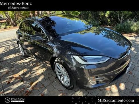 Used 2016 Tesla Model X 90D AWD/4WD image 1