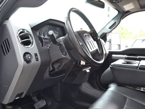 Used 2011 Ford F350 Lariat w/ Lariat Interior Pkg AWD/4WD image 17
