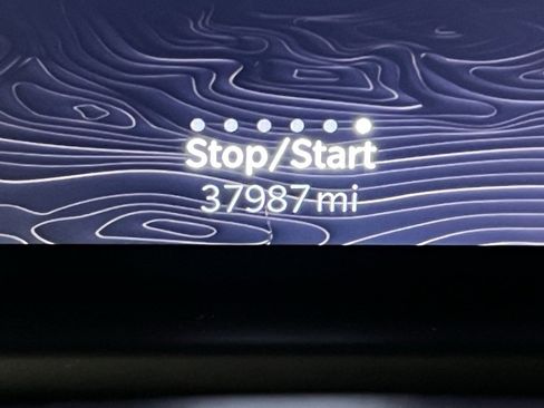 Used 2024 Jeep Wagoneer L Series II w/ Premium Group I image 32