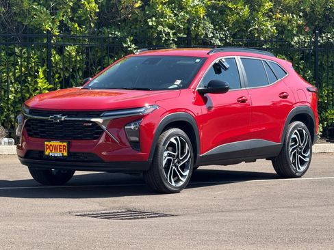 Used 2026 Chevrolet Trax RS w/ Driver Confidence Package FWD image 8