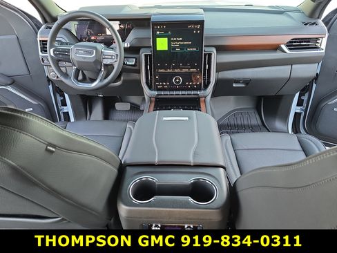New 2026 GMC Yukon XL Denali w/ Sun & Power Step Package image 9