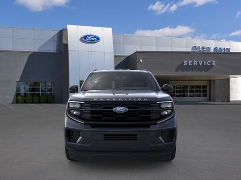 New 2026 Ford Expedition Active RWD image 36