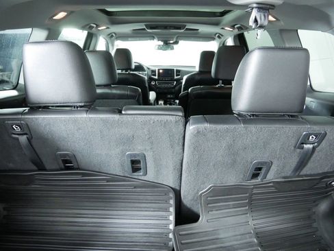 Used 2016 Honda Pilot Elite image 17