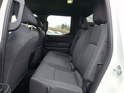 Used 2024 Toyota Tacoma TRD Off-Road image 10