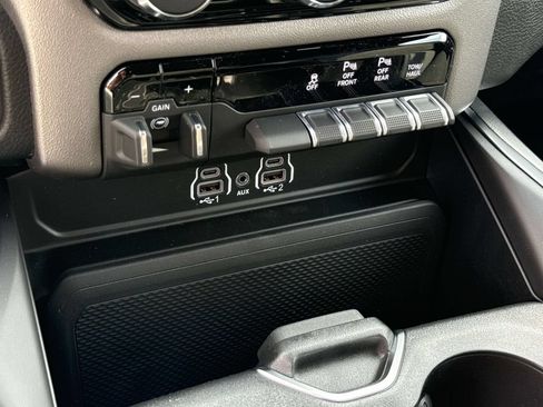 New 2026 RAM 1500 Big Horn w/ Night Edition AWD/4WD image 21