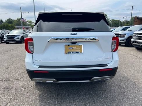 Certified 2024 Ford Explorer XLT w/ Equipment Group 202A AWD/4WD image 5
