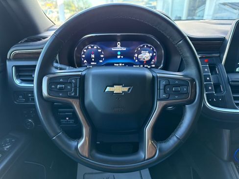 Used 2024 Chevrolet Suburban High Country image 14
