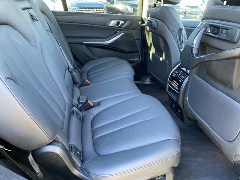 Used 2020 BMW X7 xDrive40i w/ Cold Weather Package image 22