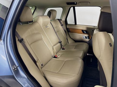 Used 2019 Land Rover Range Rover HSE image 31