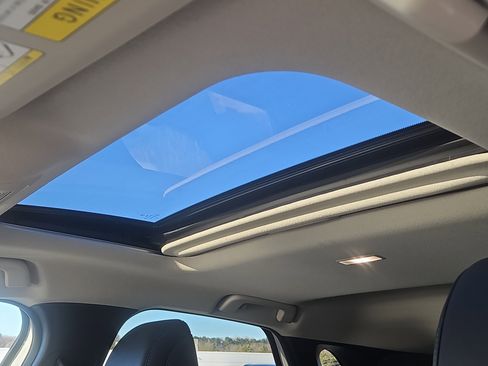 Used 2024 MAZDA CX-30 AWD 2.5 S w/ Preferred Package image 8