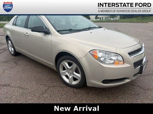 Used 2012 Chevrolet Malibu LS FWD image 1