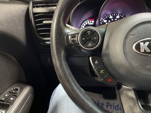 Certified 2017 Kia Soul image 22