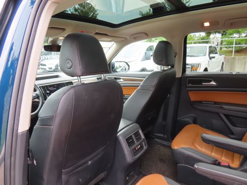 Used 2019 Volkswagen Atlas SEL Premium AWD/4WD image 30