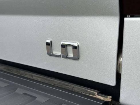 Used 2019 Chevrolet Silverado 1500 LT w/ All Star Edition AWD/4WD image 7