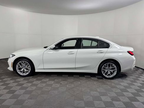 Used 2025 BMW 330i xDrive Sedan w/ Convenience Package AWD/4WD image 11