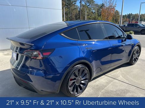 Used 2024 Tesla Model Y Performance image 6