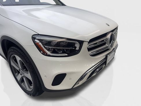 Used 2022 Mercedes-Benz GLC 300 w/ Premium Package Lite image 17