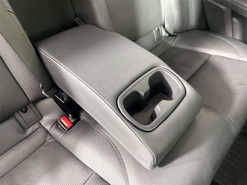 Used 2025 Toyota Camry XLE image 42