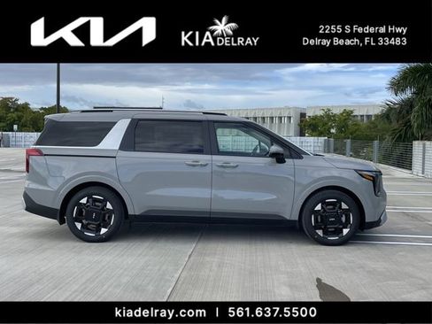 New 2026 Kia Carnival EX FWD image 2