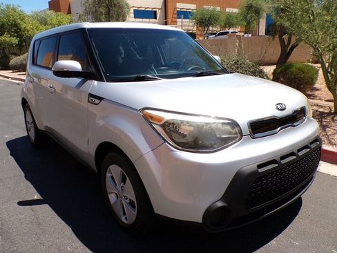 Used 2014 Kia Soul + w/ Eco Package FWD image 1
