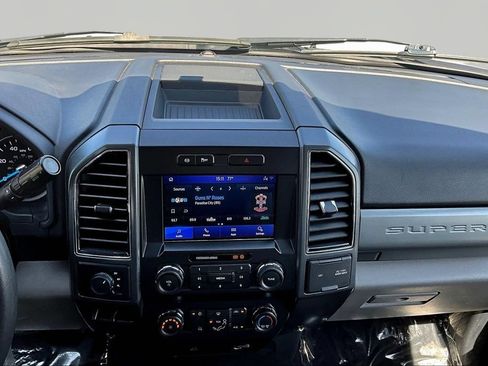 Used 2022 Ford F250 XLT AWD/4WD image 10