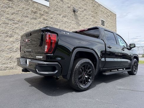 Used 2025 GMC Sierra 1500 Elevation AWD/4WD image 3