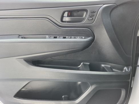 Used 2025 Honda Odyssey EX-L image 32