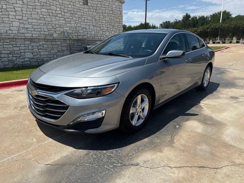 Used 2024 Chevrolet Malibu LT FWD image 10