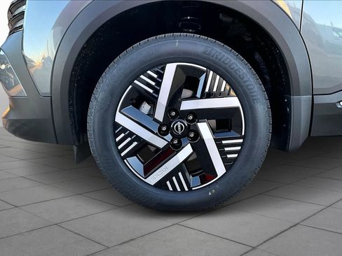 New 2026 Nissan Kicks SV image 12