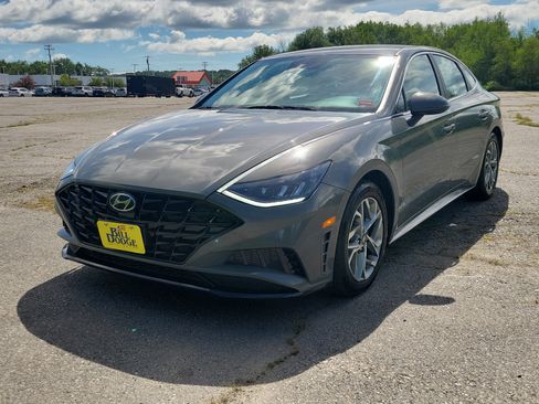 Used 2023 Hyundai Sonata SEL FWD image 1