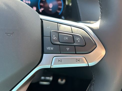 New 2026 Volkswagen Atlas Cross Sport SEL Premium R-Line image 28