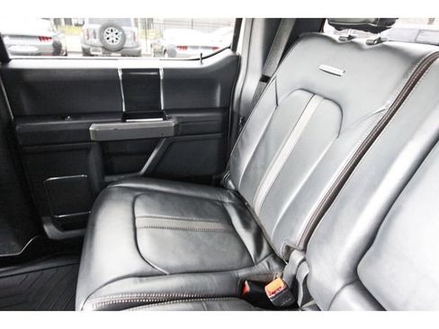 Used 2022 Ford F250 Platinum w/ FX4 Off-Road Package AWD/4WD image 11