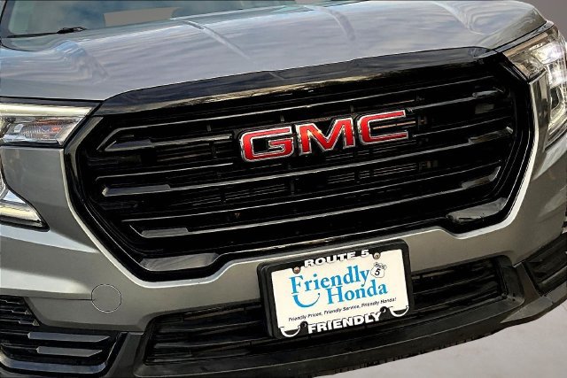 Used 2024 GMC Terrain SLE w/ Driver Convenience Package AWD/4WD image 34