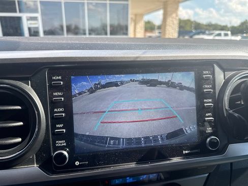 Used 2023 Toyota Tacoma SR5 RWD image 8