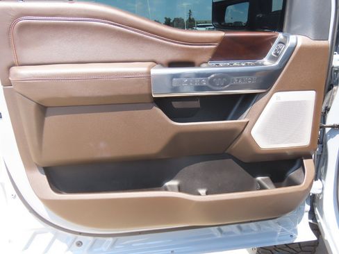 Used 2025 Ford F250 King Ranch w/ Chrome Package AWD/4WD image 25
