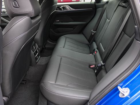 New 2026 BMW i4 eDrive40 w/ M Sport Package RWD image 18