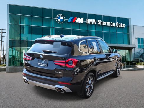 Used 2024 BMW X3 sDrive30i w/ Convenience Package RWD image 4