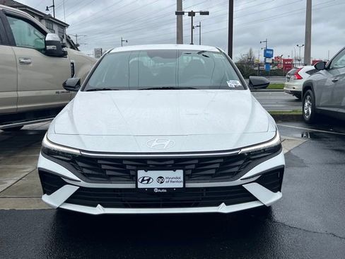 New 2026 Hyundai Elantra Sport FWD image 6