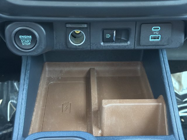 Used 2024 Ford Maverick Lariat FWD image 22