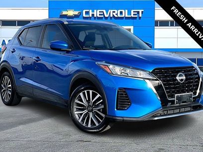 Used 2023 Nissan Kicks SV