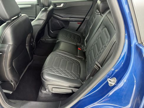 Used 2023 Ford Escape Platinum w/ Premium Technology Package FWD image 23