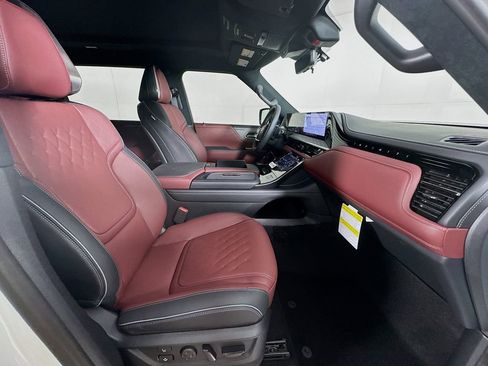 New 2026 INFINITI QX80 Autograph image 36