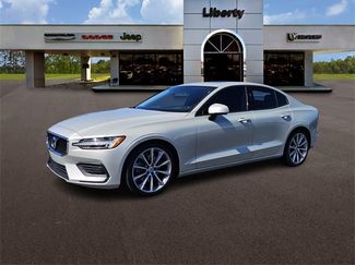 Used 2020 Volvo S60 T5 Momentum video 2
